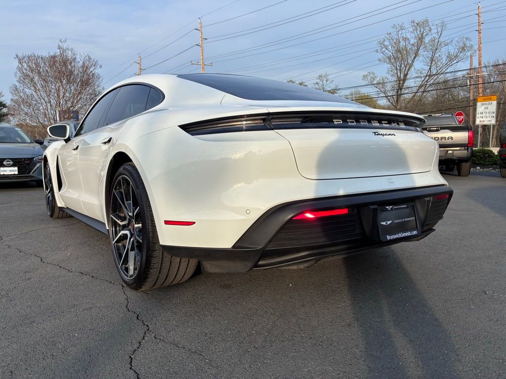 Used 2023 Porsche Taycan RWD image 5