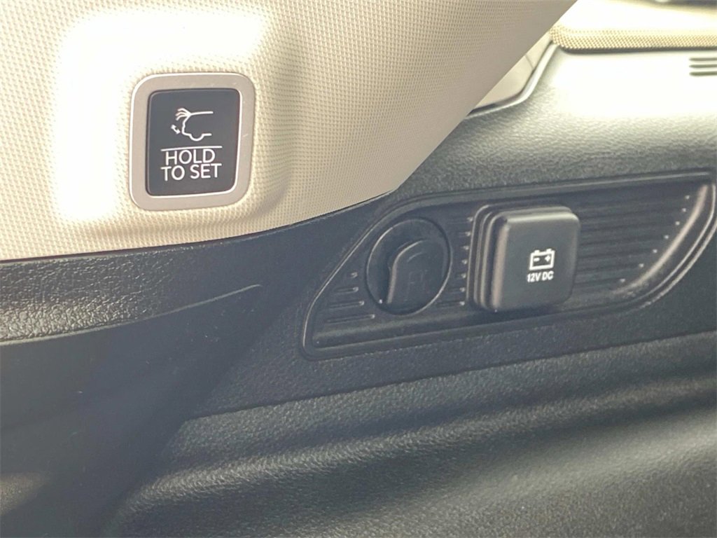 Used 2024 Jeep Grand Cherokee Limited 4xe image 15