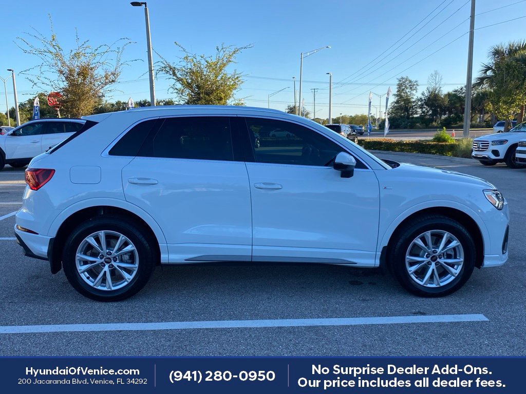 Used 2024 Audi Q3 2.0T Premium Plus AWD/4WD image 32