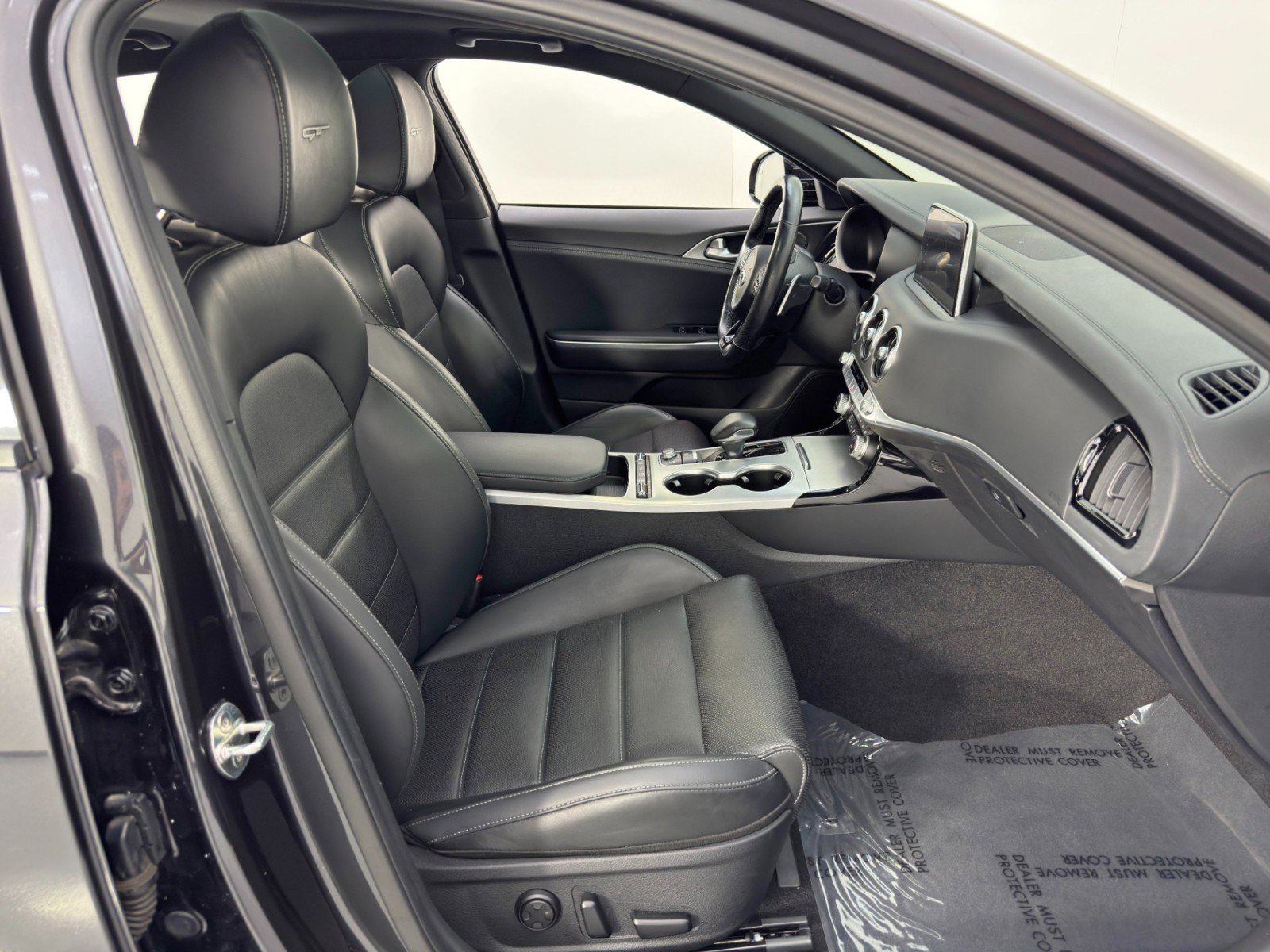 Used 2020 Kia Stinger GT2 image 15