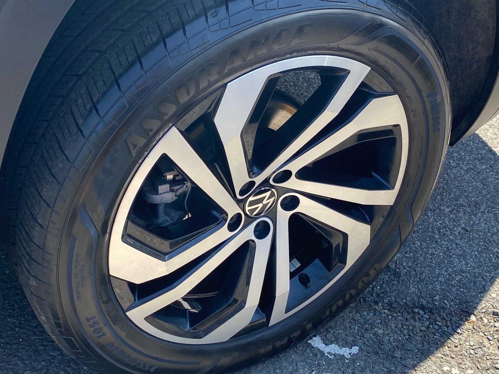 Certified 2023 Volkswagen Atlas SEL AWD/4WD image 22