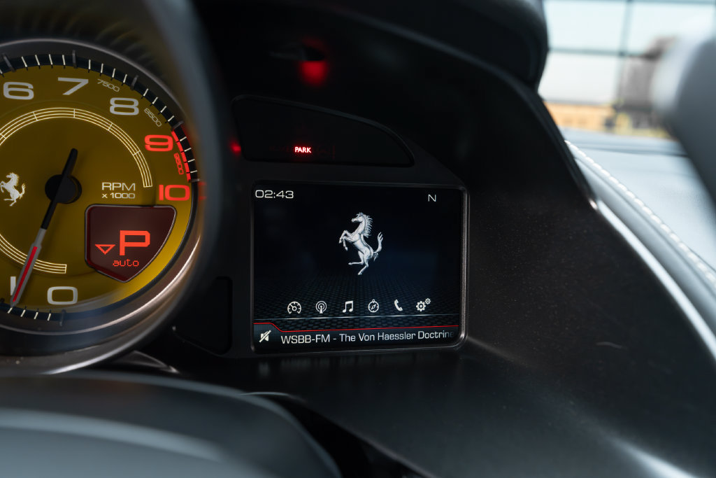 Used 2021 Ferrari 812 GTS RWD image 46