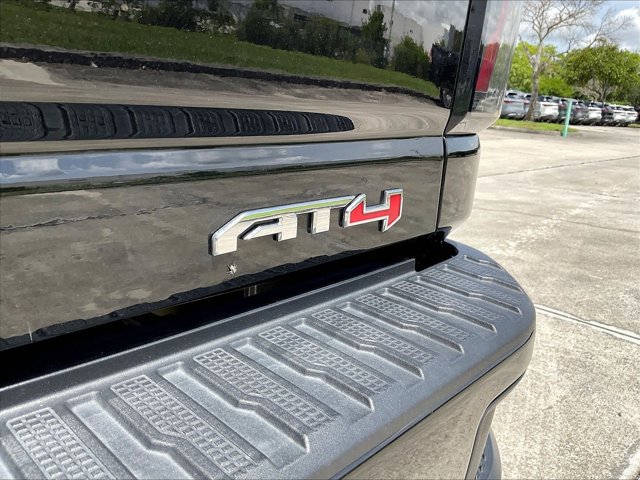 Used 2025 GMC Sierra 2500 AT4 w/ AT4 Premium Plus Package AWD/4WD image 30