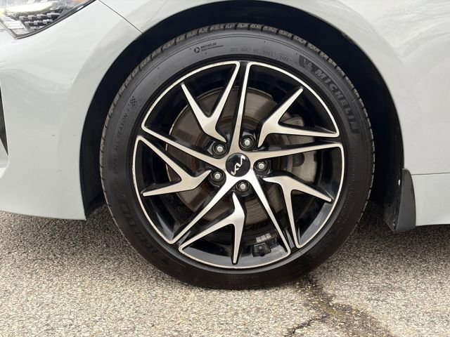 Used 2023 Kia Stinger GT-Line w/ Sun & Sound Package image 28