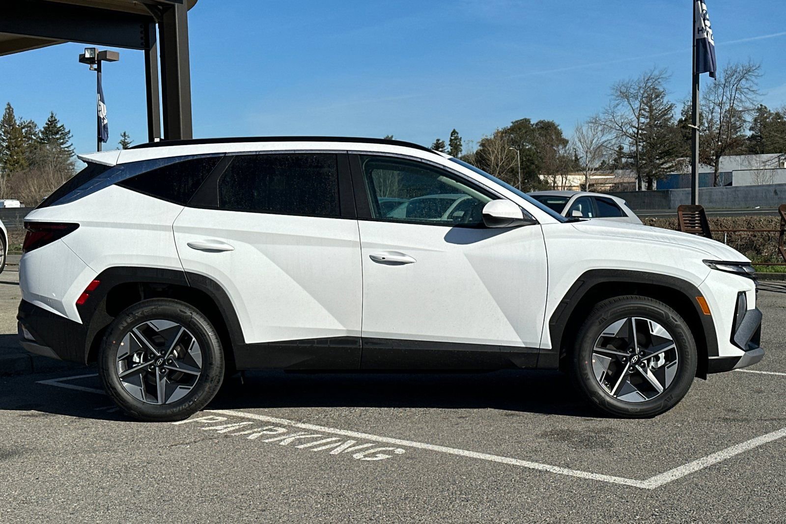 New 2026 Hyundai Tucson SEL image 3