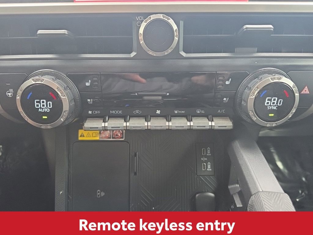 Used 2024 Toyota Tacoma Limited AWD/4WD image 29