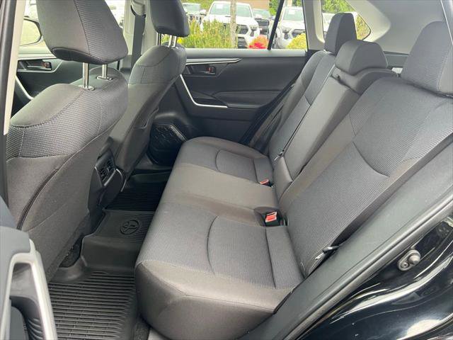 Certified 2025 Toyota RAV4 LE AWD/4WD image 16