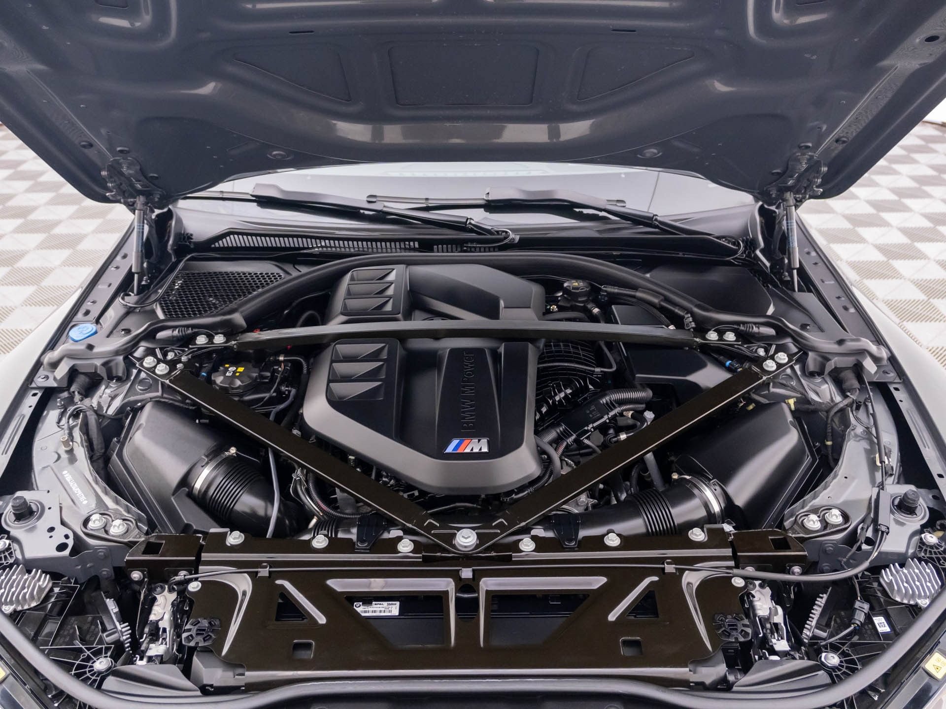 Used 2024 BMW M4 xDrive Competition AWD/4WD image 33