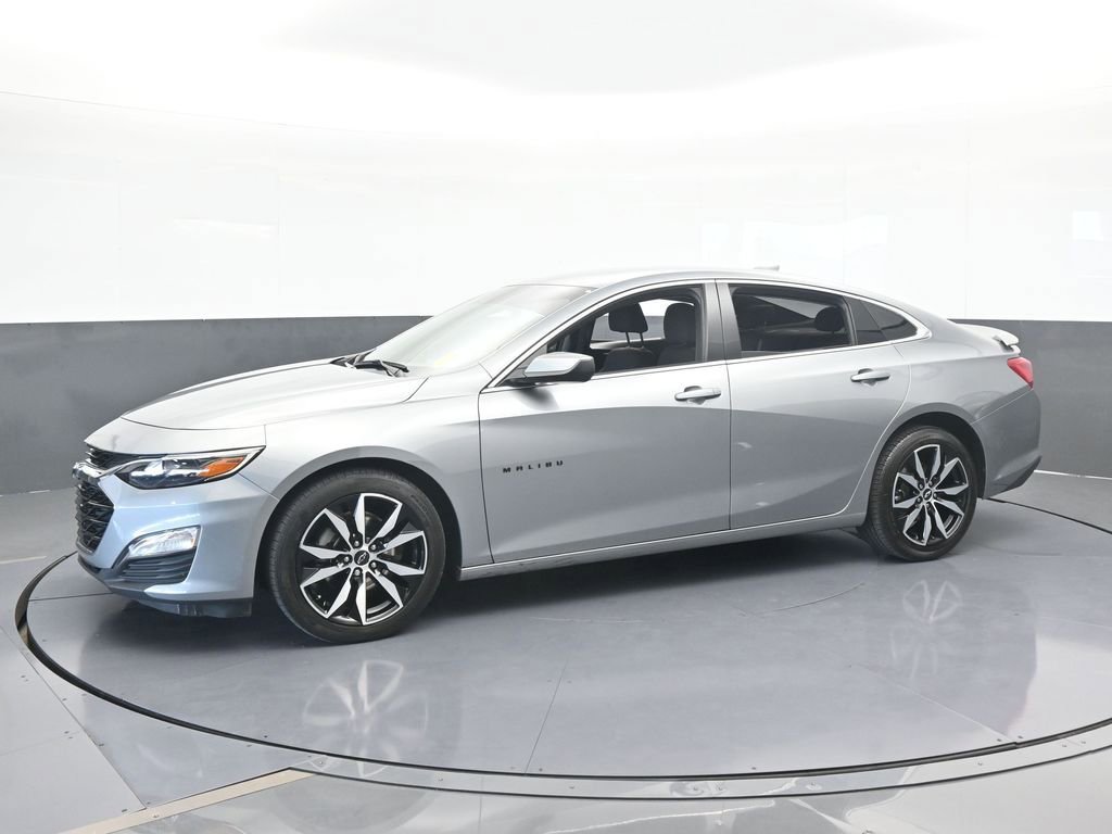 Used 2024 Chevrolet Malibu RS image 2