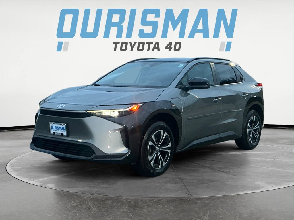 Used 2024 Toyota bZ4X XLE w/ Weather Package image 2