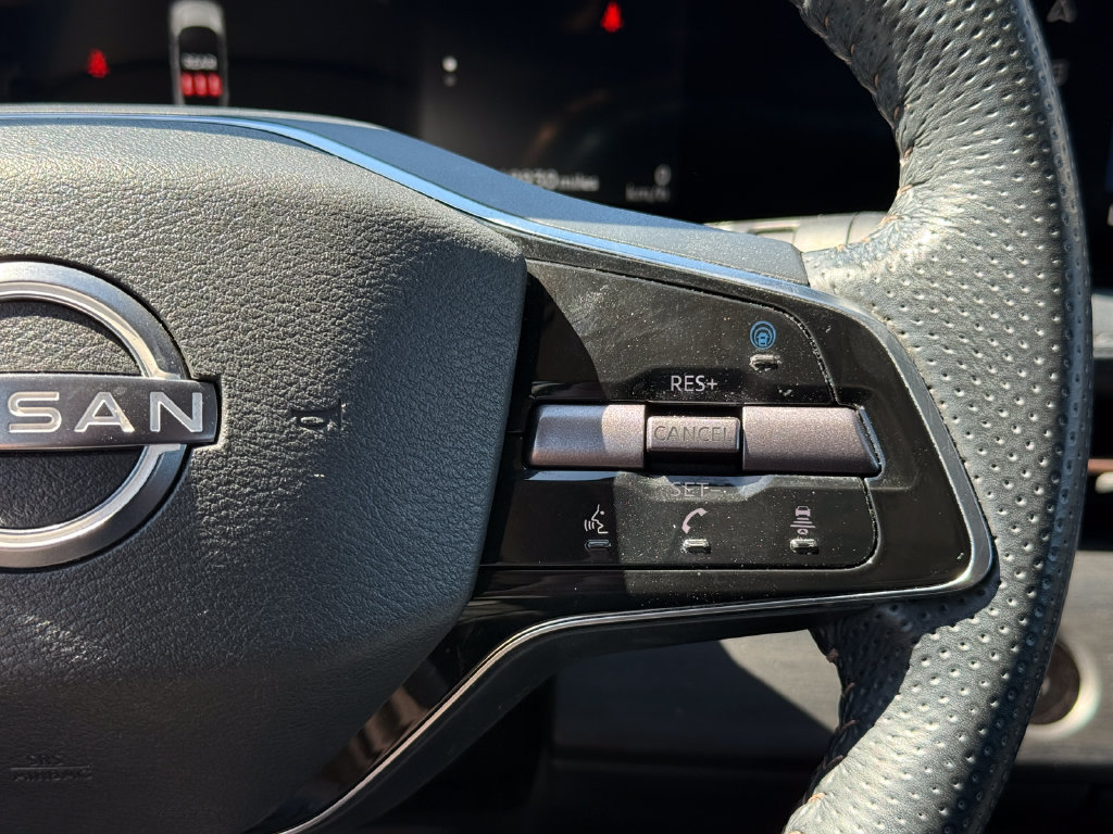 Used 2023 Nissan Ariya FWD image 20