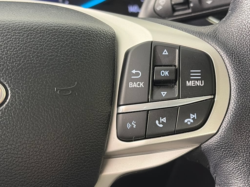 Used 2023 Ford Explorer Limited w/ Limited Technology Package AWD/4WD image 18