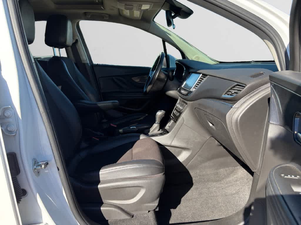 Used 2018 Buick Encore Sport Touring w/ Safety Package AWD/4WD image 15