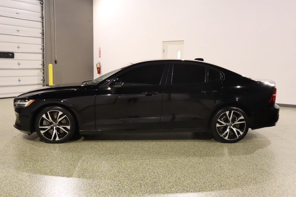 Used 2019 Volvo S60 T6 R-Design AWD/4WD image 5