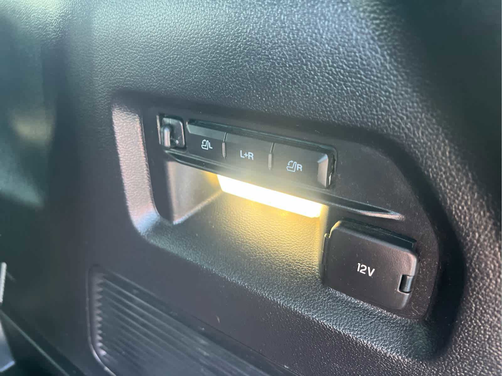 Used 2020 Ford Explorer Limited image 13