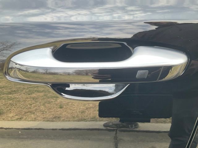 Certified 2022 Kia Telluride SX image 3