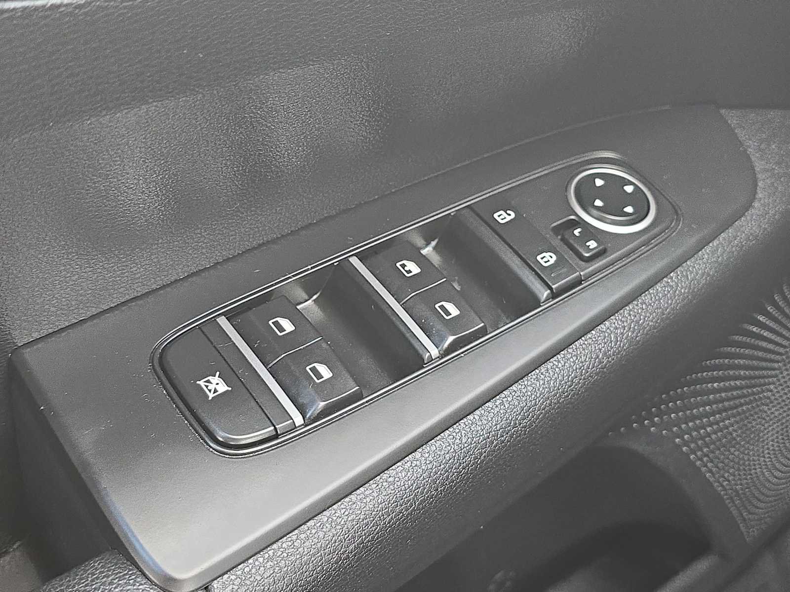 Used 2024 Kia Forte LXS w/ LXS Technology Package FWD image 16