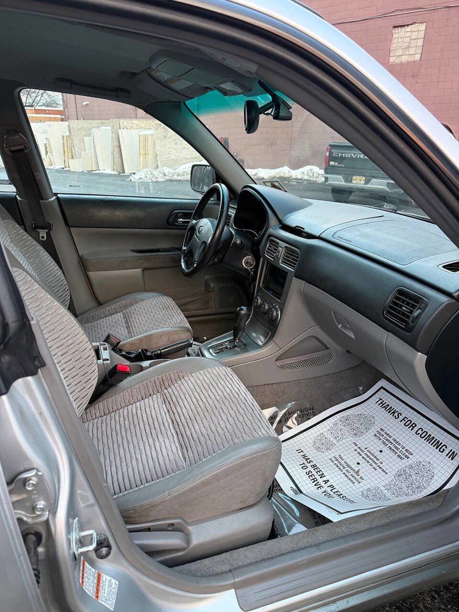 Used 2004 Subaru Forester 2.5XS image 7