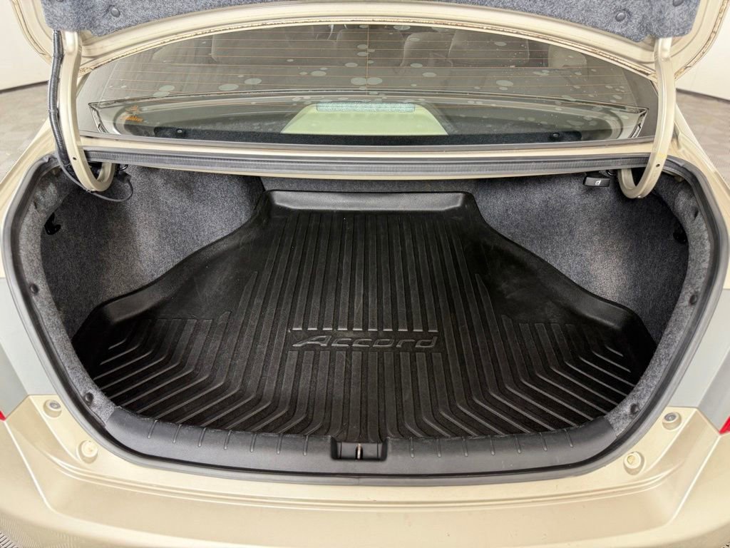 Used 2015 Honda Accord EX-L image 32