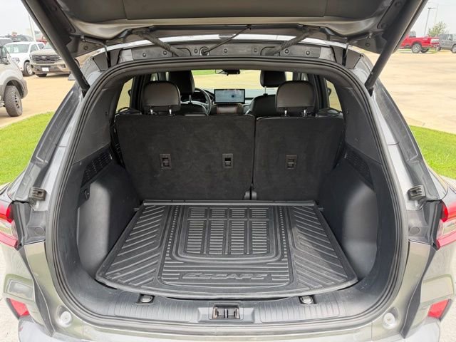 Used 2023 Ford Escape ST-Line w/ Tech Pack #1 FWD image 7