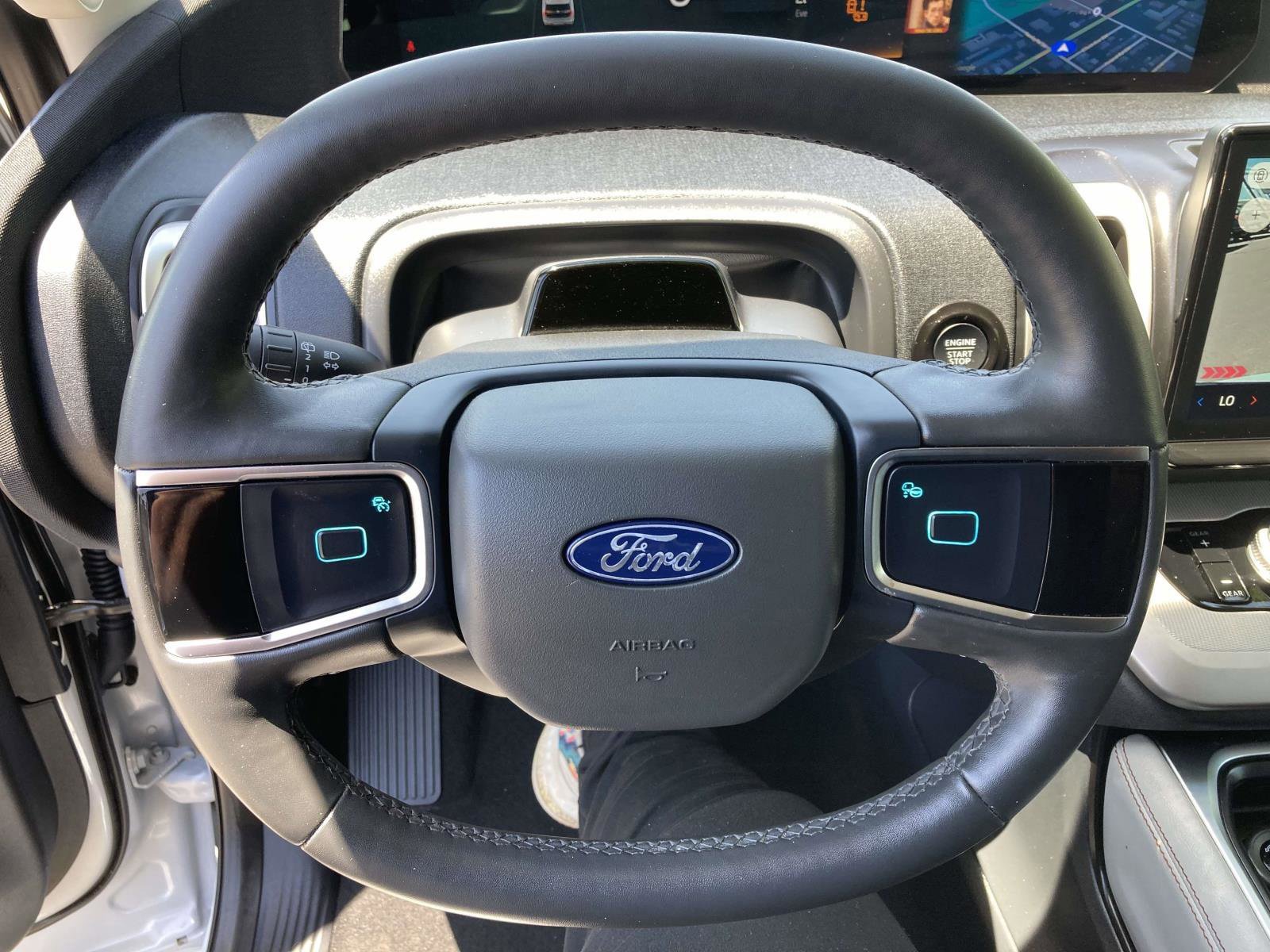 Used 2025 Ford Expedition Max Active RWD image 31