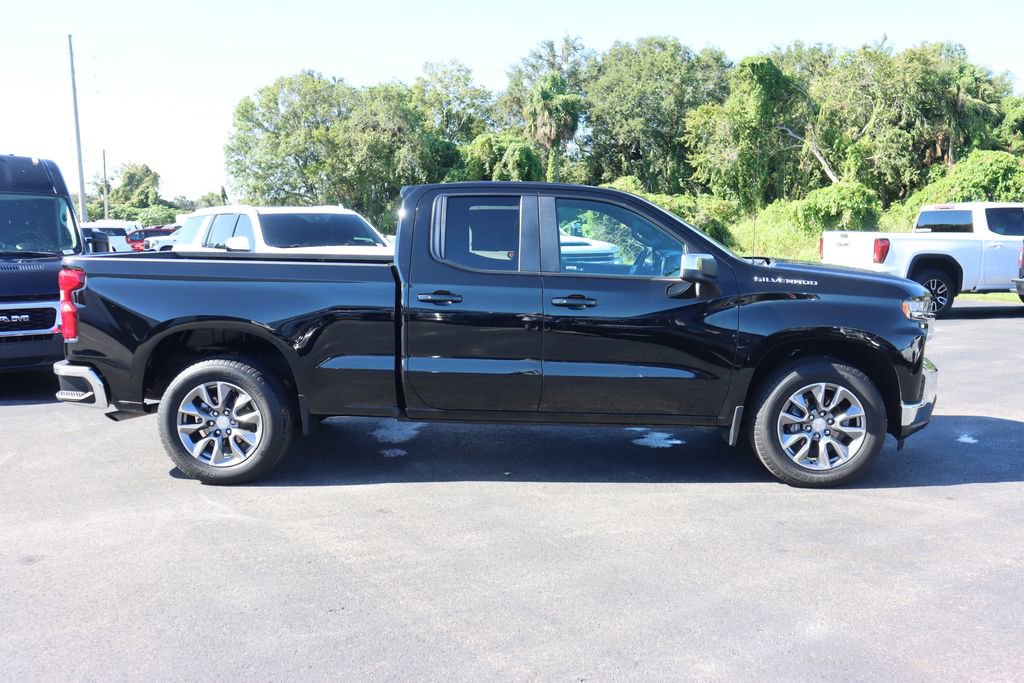 Used 2019 Chevrolet Silverado 1500 LT w/ All-Star Edition image 9