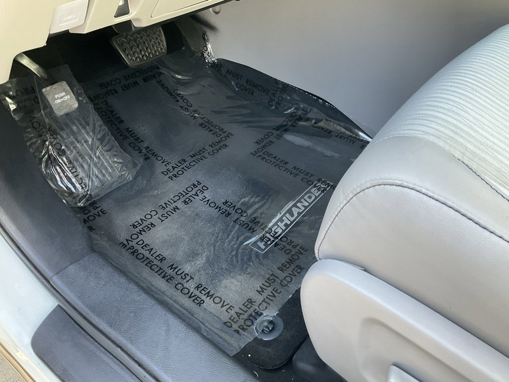 Used 2018 Toyota Highlander Plus image 20