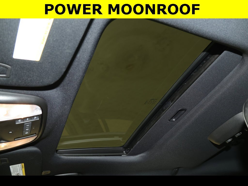 Used 2022 Dodge Durango GT image 3