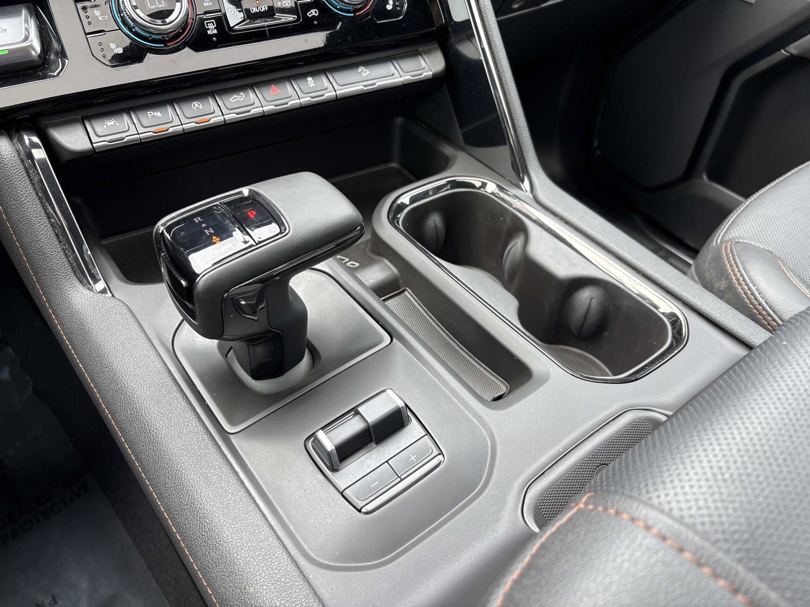 Used 2023 GMC Sierra 1500 AT4 w/ AT4 Premium Package image 27