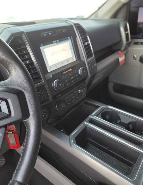 Used 2018 Ford F150 XLT w/ Equipment Group 302A Luxury image 9