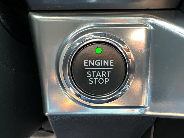 Used 2023 Ford F150 Lariat w/ Equipment Group 502A High AWD/4WD image 38