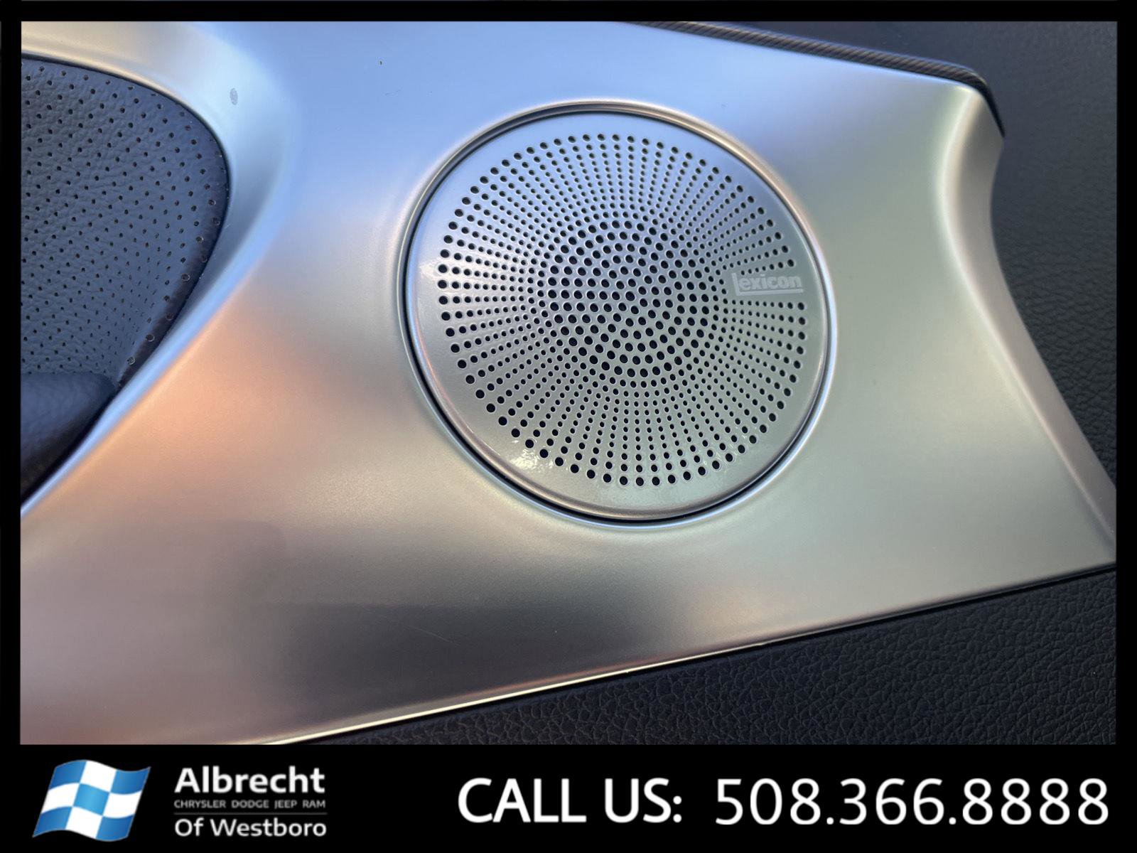 Used 2025 Genesis G70 2.5T w/ Sport Prestige Package image 29