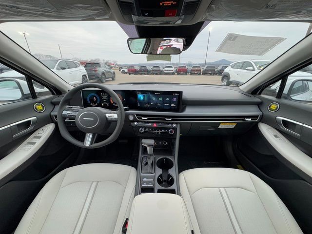 New 2025 Hyundai Sonata SE image 6