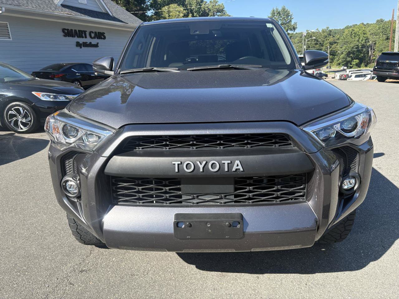 Used 2023 Toyota 4Runner SR5 Premium w/ Moonroof Package RWD image 8