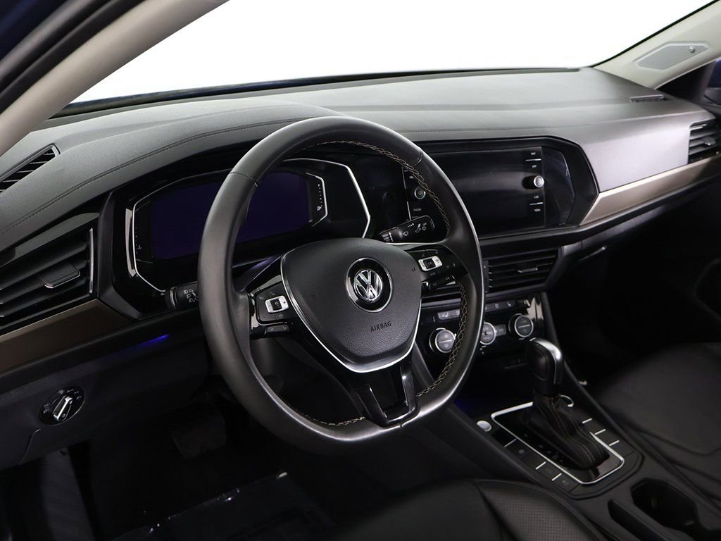 Used 2021 Volkswagen Jetta SEL Premium image 30