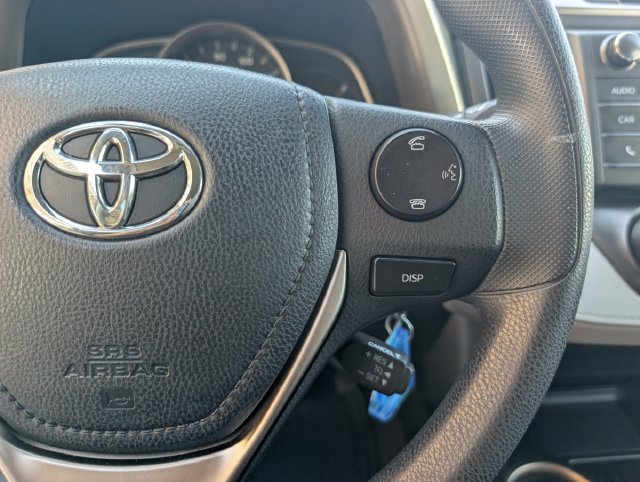 Used 2015 Toyota RAV4 LE FWD image 14