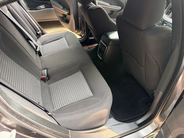 Used 2023 Dodge Charger SXT w/ Cold Weather Package RWD image 23