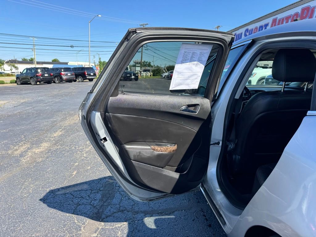 Used 2012 Buick Verano Leather FWD image 28