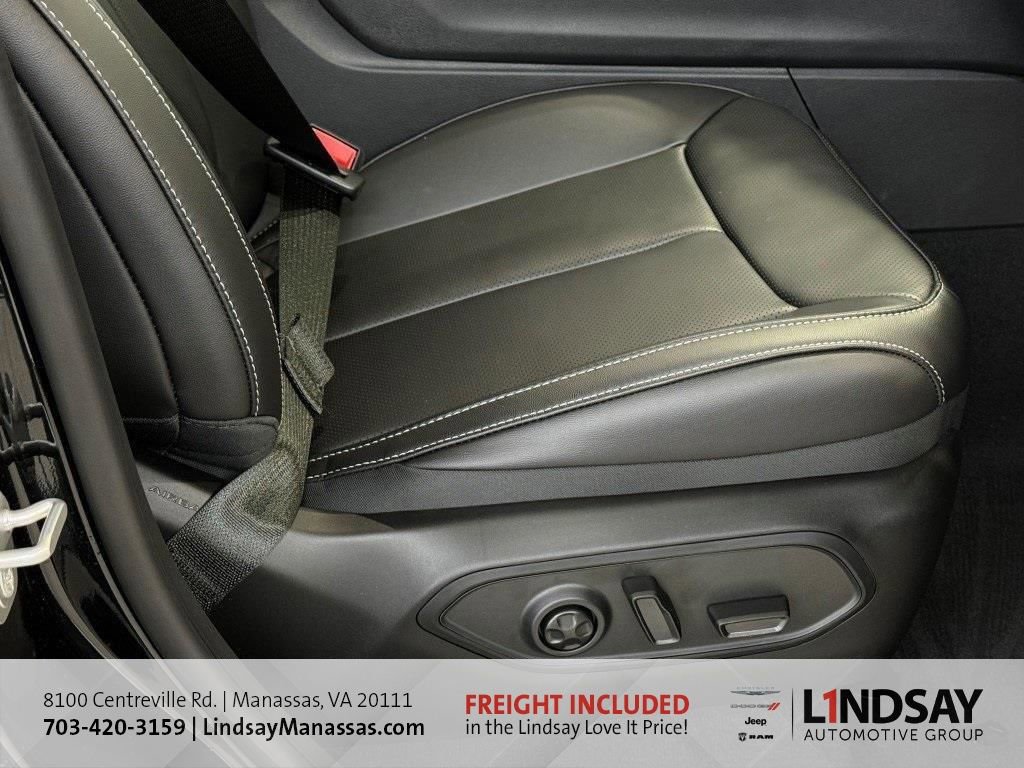 New 2025 Jeep Grand Cherokee L Limited w/ Luxury Tech Group II image 12