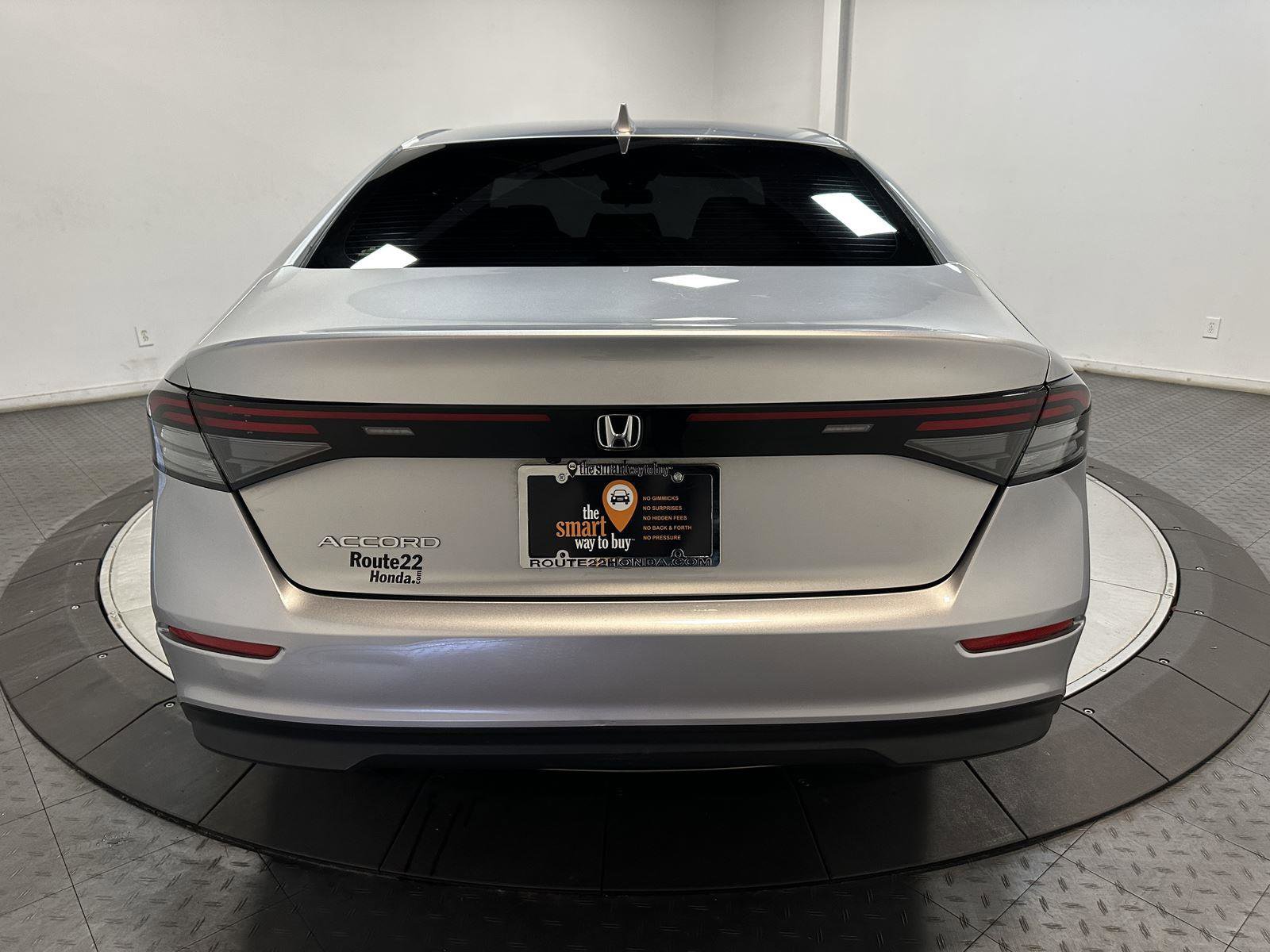 Used 2024 Honda Accord EX image 11