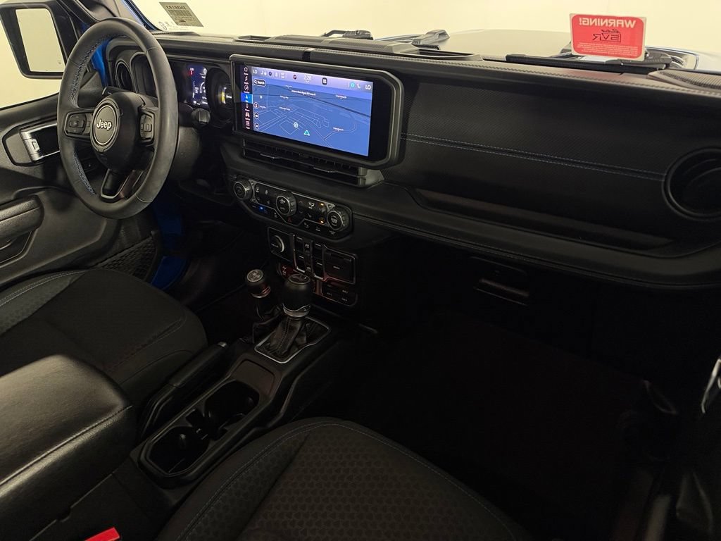 Used 2024 Jeep Wrangler Unlimited Rubicon 4xe w/ Technology Group AWD/4WD image 14