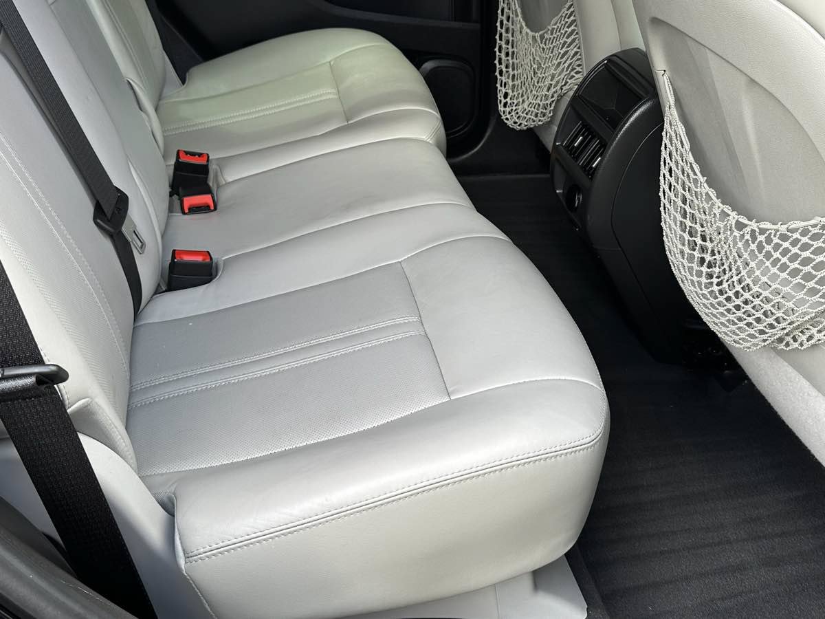 Used 2016 Cadillac SRX Luxury w/ Driver Awareness Package FWD image 15