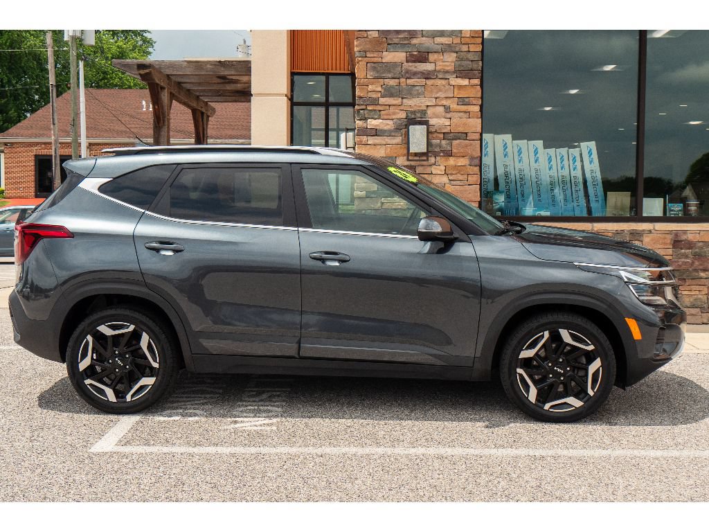 Used 2024 Kia Seltos SX AWD/4WD image 2
