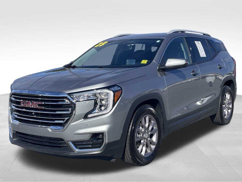 Used 2023 GMC Terrain SLT w/ Tech Package image 8