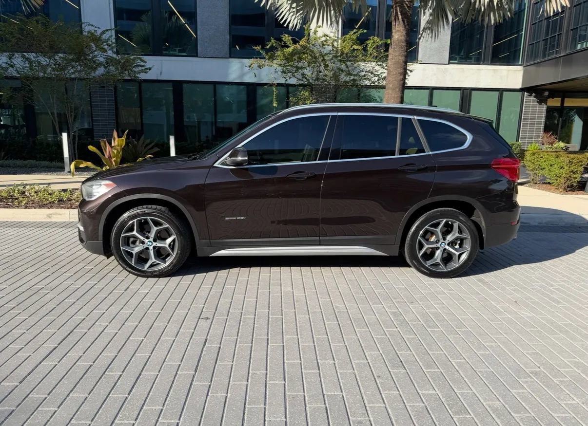Used 2018 BMW X1 sDrive28i image 7