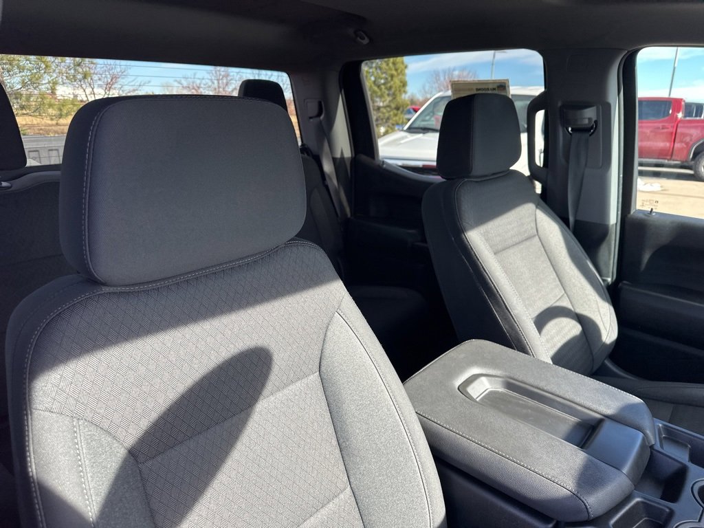 Used 2022 Chevrolet Silverado 1500 Custom image 25