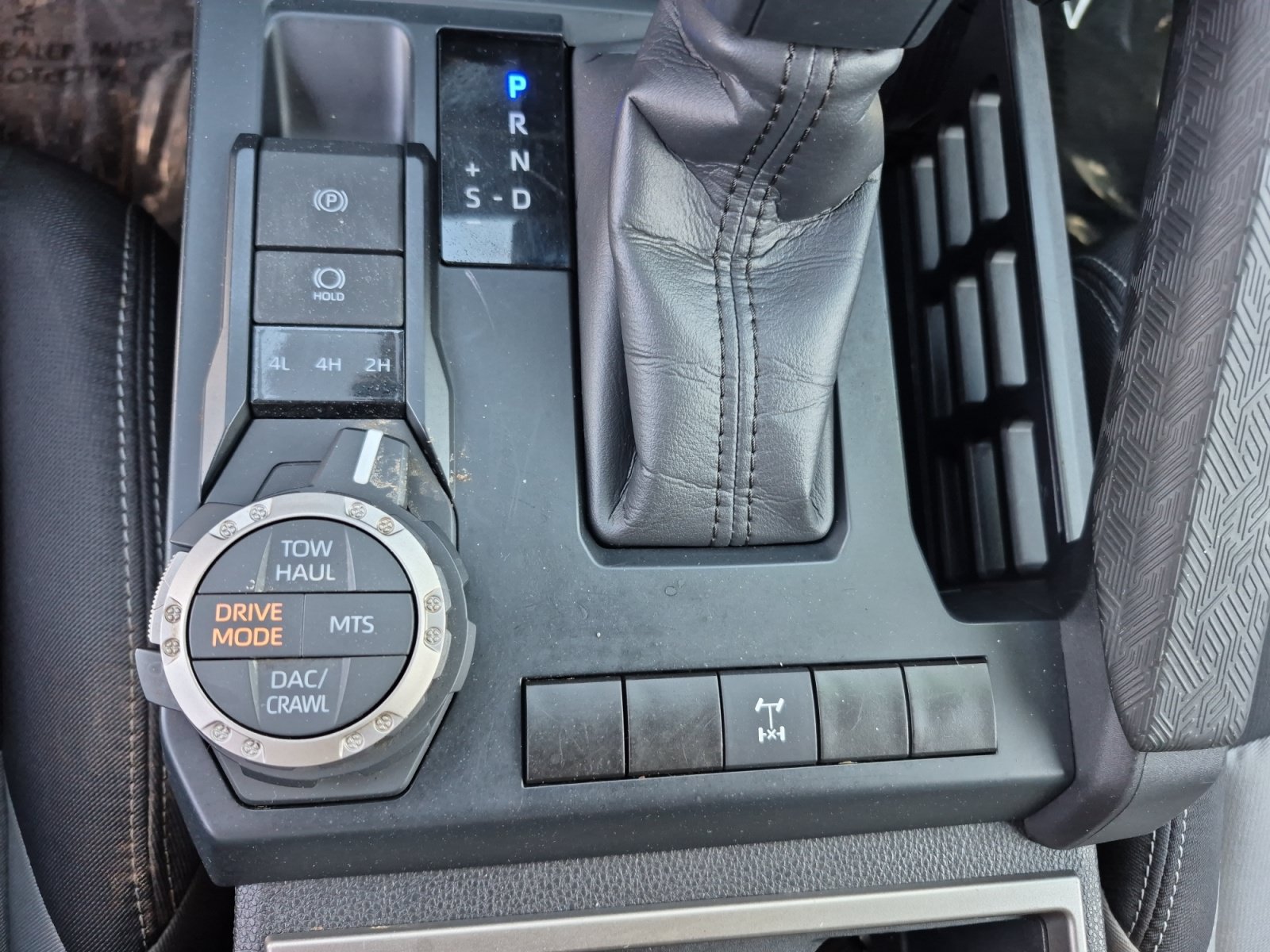 Used 2024 Toyota Tacoma TRD Off-Road AWD/4WD image 29