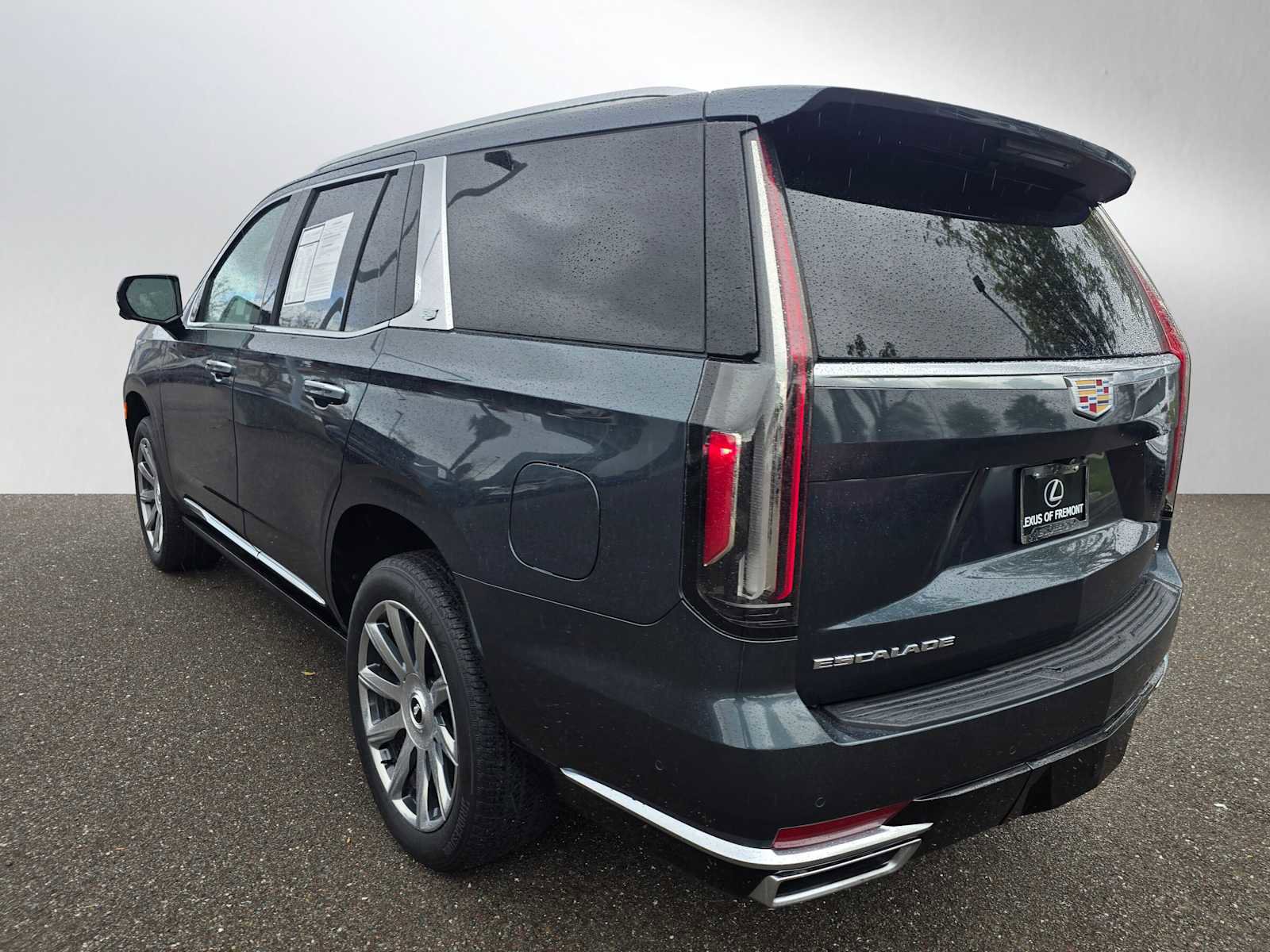 Used 2021 Cadillac Escalade Premium Luxury Platinum image 5