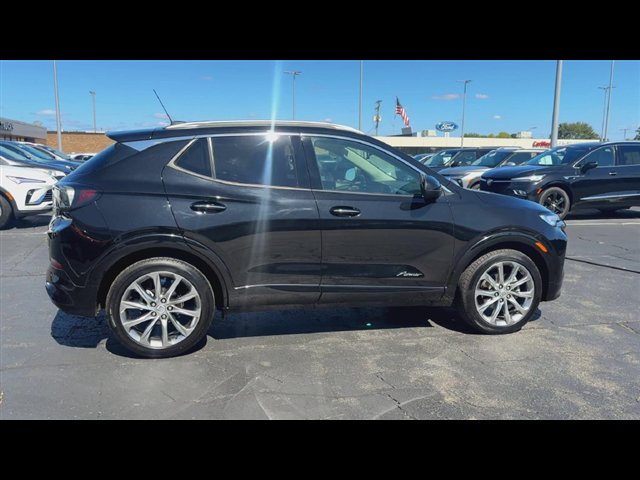 Certified 2024 Buick Encore GX Avenir w/ Avenir Convenience Package FWD image 9