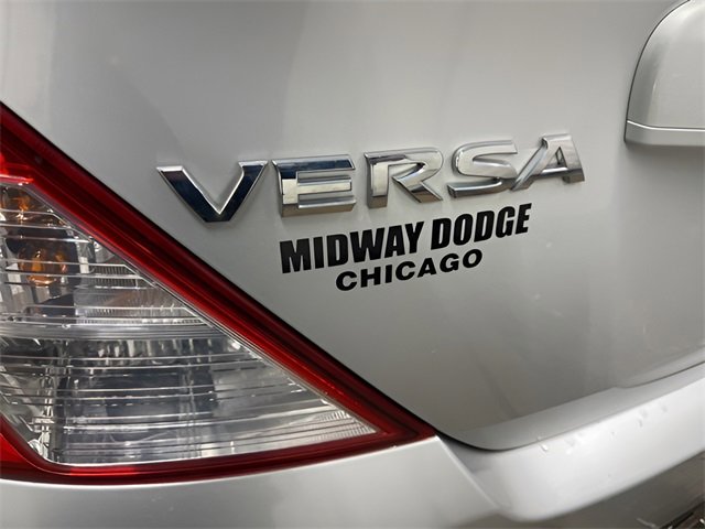 Used 2019 Nissan Versa SV image 8